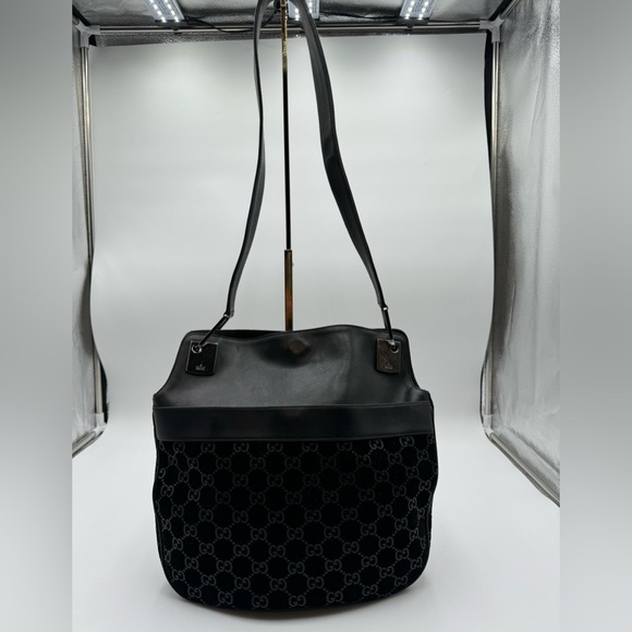 Gucci-Authentic-Guccisima Large Black Shoulder Bag Rare - Picture 2 of 16